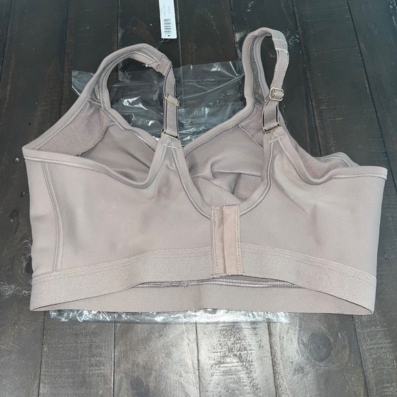 Soma Embraceable Full Coverage Wireless Unlined Bra - Picture 2 of 4